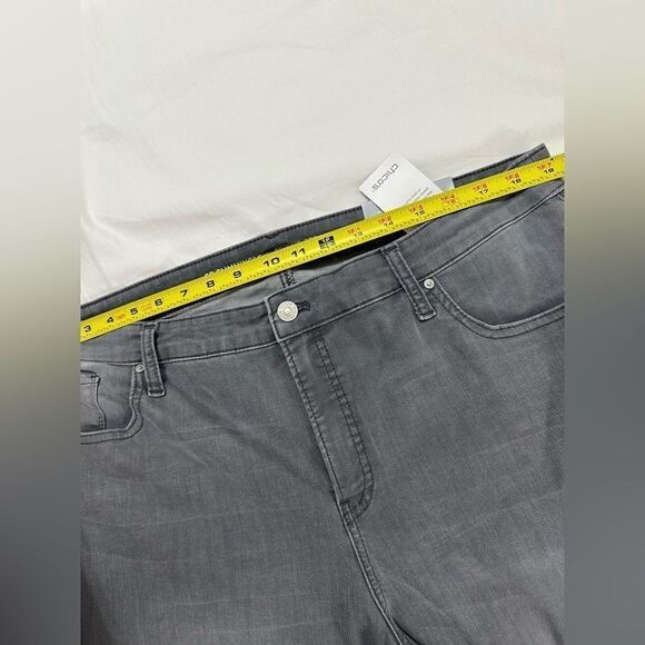 Chico’s SO SLIMMING GIRLFRIEND JEAN BASIC Straight Size 3,5(18-XL) - Picture 6 of 9